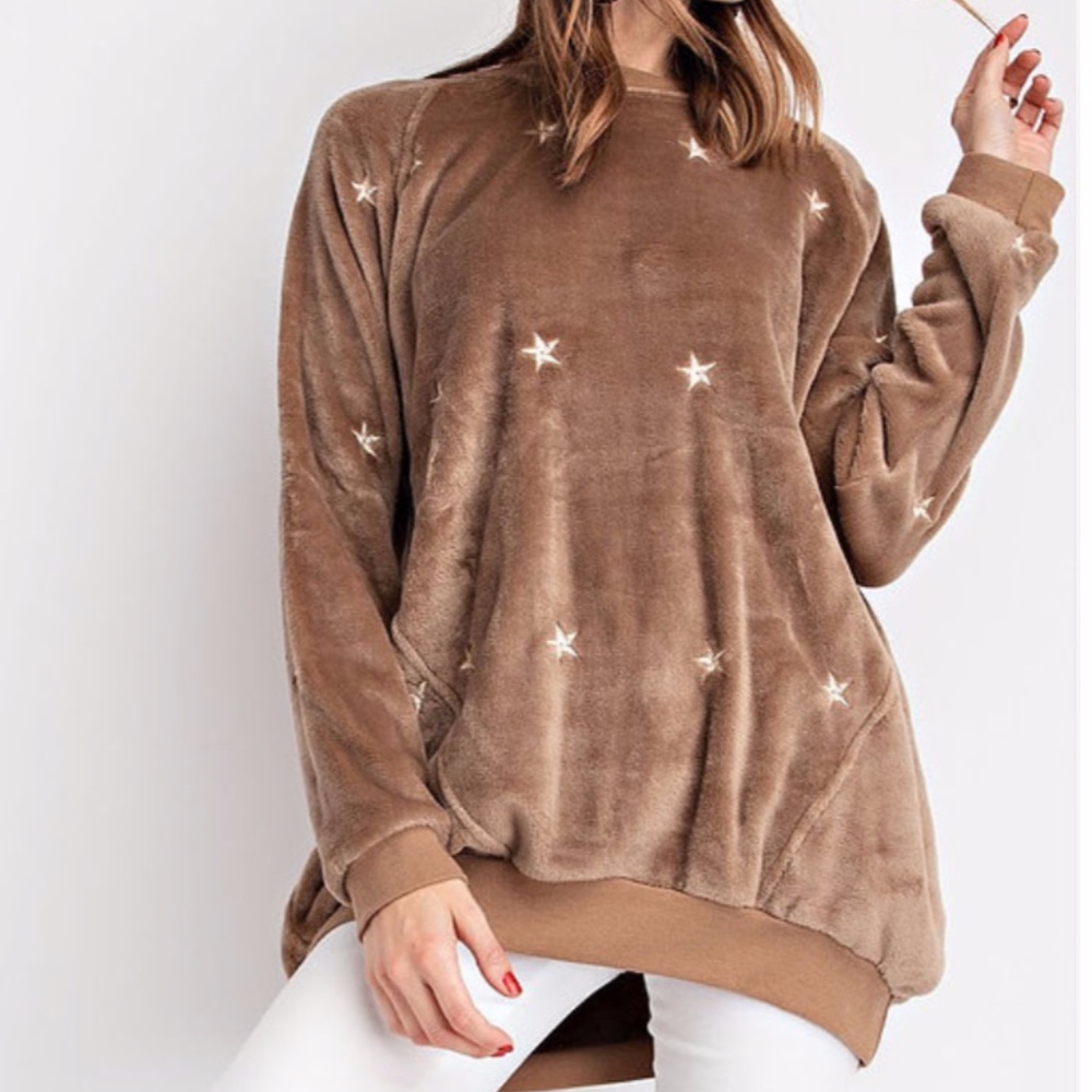 STAR sweatshirt